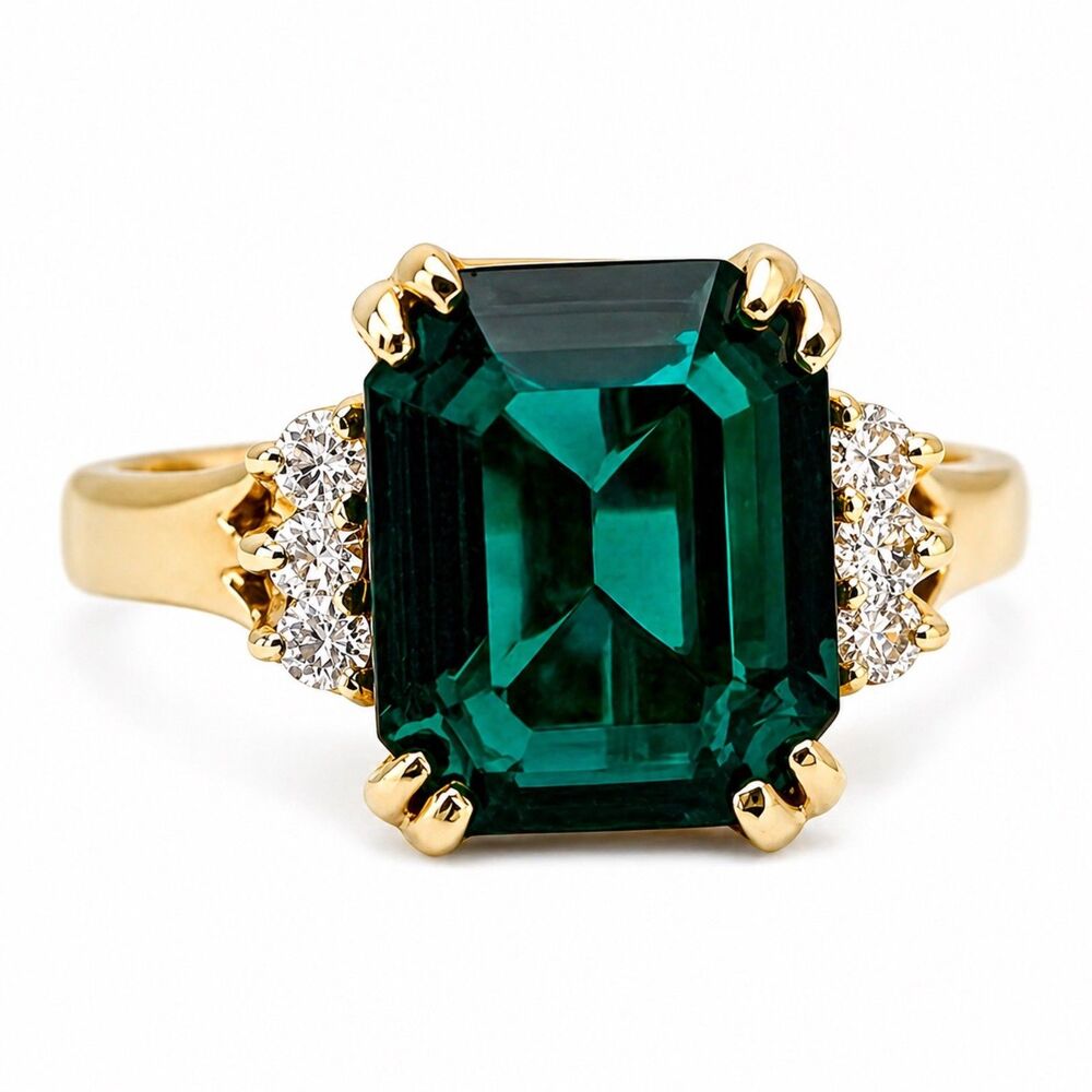Vintage 1970s Cocktail Ring Green Crystal Size 5 14KTGE Gold Plate - 14C